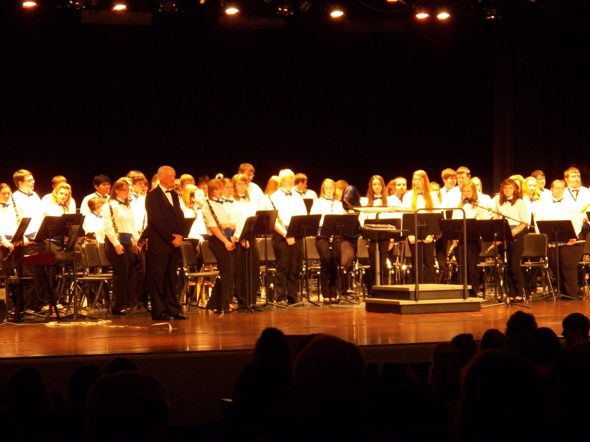 Download Spring Concert (2048Wx1536H)
