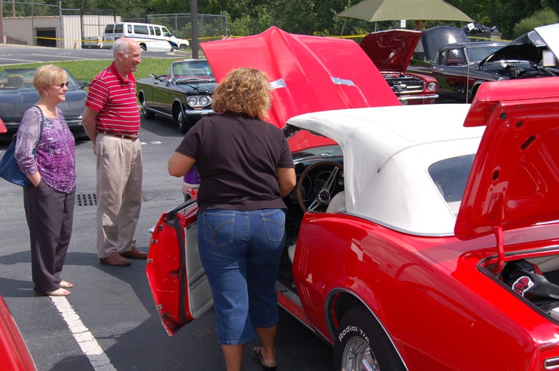 Download 2009 Car Show (800Wx532H)