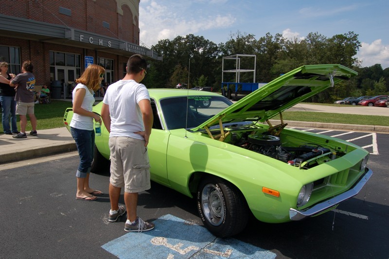 Download 2009 Car Show (800Wx532H)